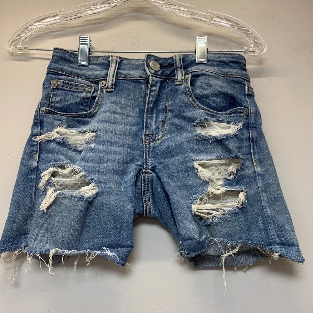 American Eagle MIDI Denim Shorts Women 2 Blue Excellent Distressed Lace Stretch